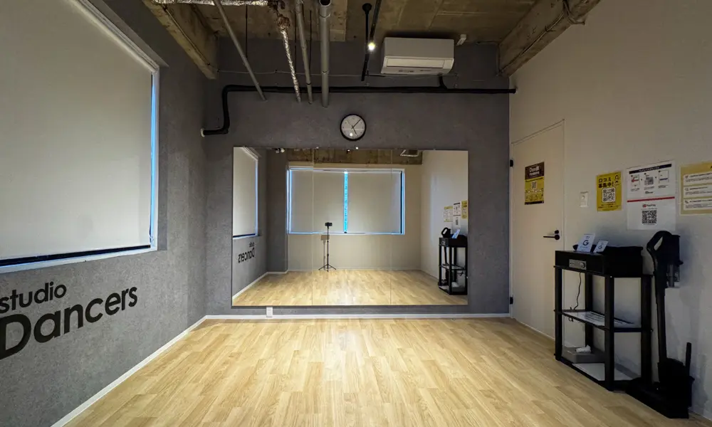 宮崎駅周辺のおすすめレンタルスタジオ5選|Dancers宮崎店 Eスタジオ